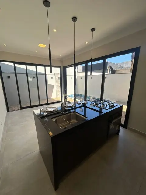 CASA ALTO PADRÃO – COND. VALENCIA ILHA GRACIA