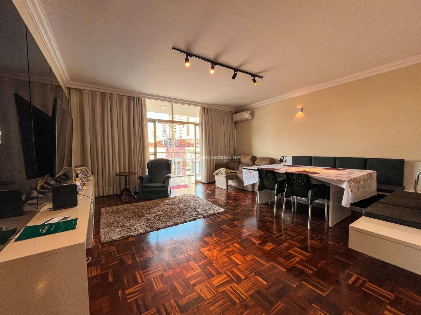 Apartamento à venda, 216 m² por R$ 498.000,00 - Centro - Ribeirão Preto/SP — foto 1