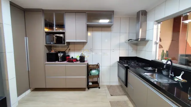 Sobrado com 3 dormitórios à venda, 150 m² por R$ 495.000,00 - Independência - Ribeirão Preto/SP