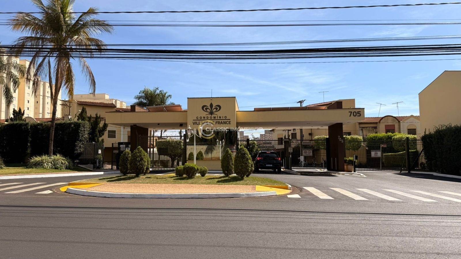 Triplex no Village de France – 4 Dorms, sendo 1 Suíte, Área Gourmet e Lazer Completo — foto 1